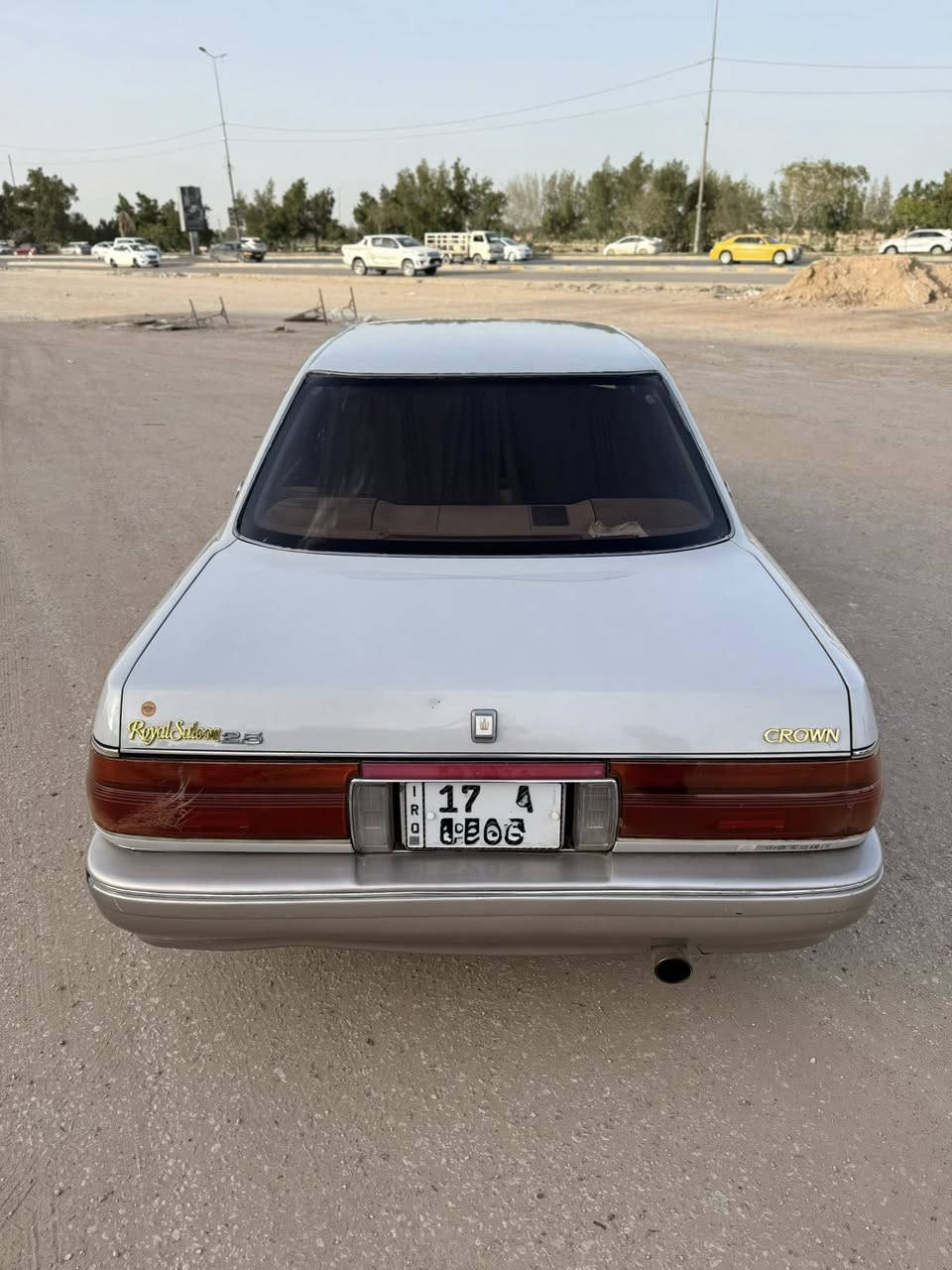 من رخصة الادمن
هارتوب )1991

 رقم  مثنى أنكليزي الجديد مداور ثاني يوم 
ألسياره كهربائيات شغاله بلكامل 
تبريد ثلج ❄️ 
لايت  زنون ثلجي 

 بدون حادث 

حداديه جديده السياره بدون نقص نهائياً 
تخم تاير جديد  
مكينة بطه 2500 بدون نقص والكير كذالك 
ألسعر 65 وبيها مجال قليل. *********** للاتصال 📞
ألعنوان النجف الاشرف
