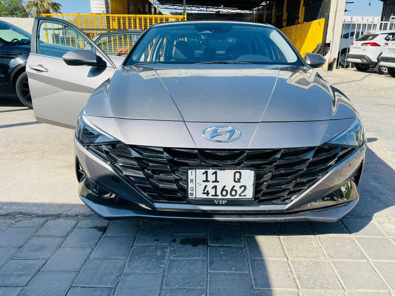 باسم الله الرحمن الرحيم
السلام عليكم من رخصه الادمن 
النتره موديل2022 امريكي فول ١/١ المتد 
حادث بنيد السياره 
موصفاته 
بصمه / فتحه / رادار امامي خلفي جانبي يعني ١٨٠ درجه / كامره خلفيه / مثبت سرعه / ٣ انضمه قياده /قياده ذاتيه / بصمه ابواب / الكشنات تدفئه  /  / شاشه دجتل متصله /  
وباقي الموصفات المعروفه ما يحتاج اذكر سيد بريك بصمه
  رقم انكليزي 
السعر137وبيه مجال بسيط للمشتري 
مكان السياره بغداد مدينة الصدر
الاستفسار
***********
