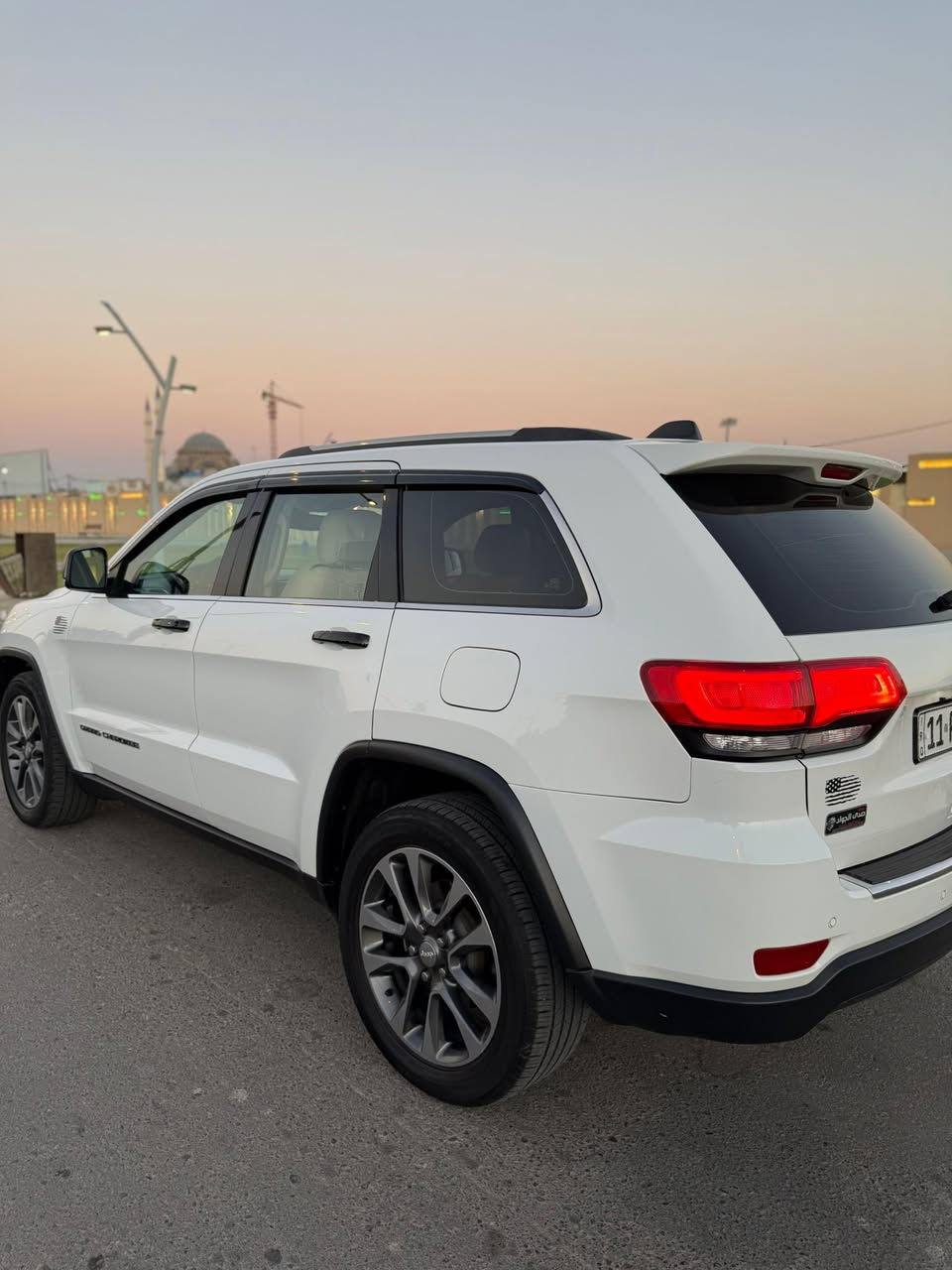 ياالله
جيب 2019 امريكي 3600 لمتدد فوول مواصفات كفالة عامة ماشيه 55 الف رقم بغداد بأسمي 

بونراما
كشنات جلد حار بارد
كشنات خلفية حار
كشنات كهرباء
داخل اسود وبيجي
رادار جانبي 
صندوك كهرباء
تخم تاير جديد 
حدادية جديدة
ستيرن هيتر
شاشة جبيرة
ويل حجم 20

السعر 263 

السياره نظامين غاز وبانزين حورتها على ايدي مال جناي وشديتلها منظومه زنون اصلي ب300 الف زرع عدسات وتخم ويل وتاير جديد كامله من كل النواحي 

مكان السياره انبار / فلوجه  ***********

