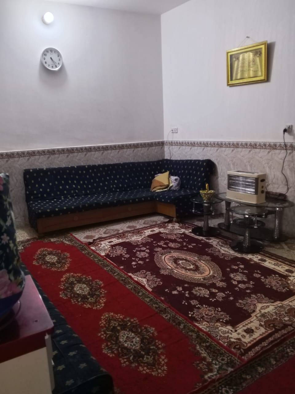 📍الدار للبيع كوت حي الجامعة خلف العمارة الحمرة📍المساحة 200 متر ركن طابقين 📍الطابق الأول يتكون من استقبال ومطبخ غرفتين نوم ومجموعة صحية داخلية  وخارجية  📍والطابق الثاني يتكون من ٤ غرف نوم ومجموعة صحية 📍للاستفسار الاتصال على الارقام التالية (***********
***********)
