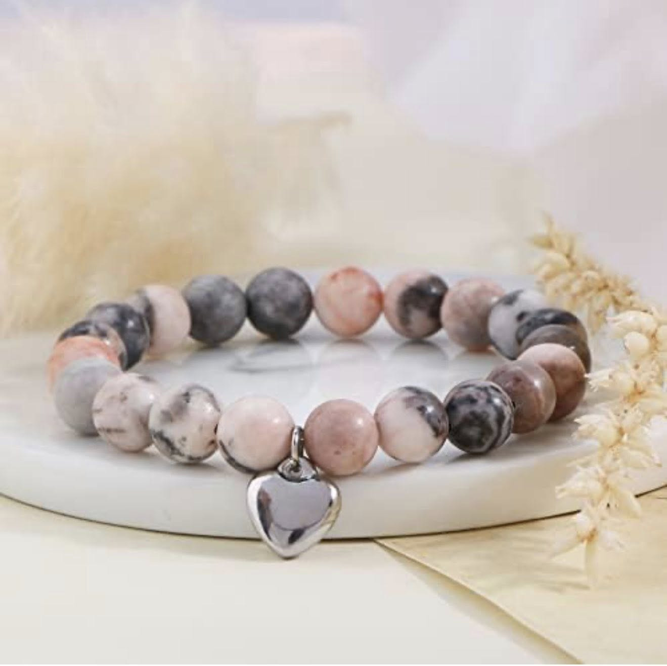� كل ما تحتاجه بمكان واحد
👕 ملابس
💄 مكياج وإكسسوارات
🔌 أجهزة كهربائية
👜 حقائب ومستلزمات متنوعة

💥 أسعار تبدأ (الف/عشرون الف)
🛍️ جملة ومفرد
فرصه كله قطعه معاها هدية 
🌹 زورونا واستفيدوا من العروض المميزةرقم الهاتف(***********)واتس اب
