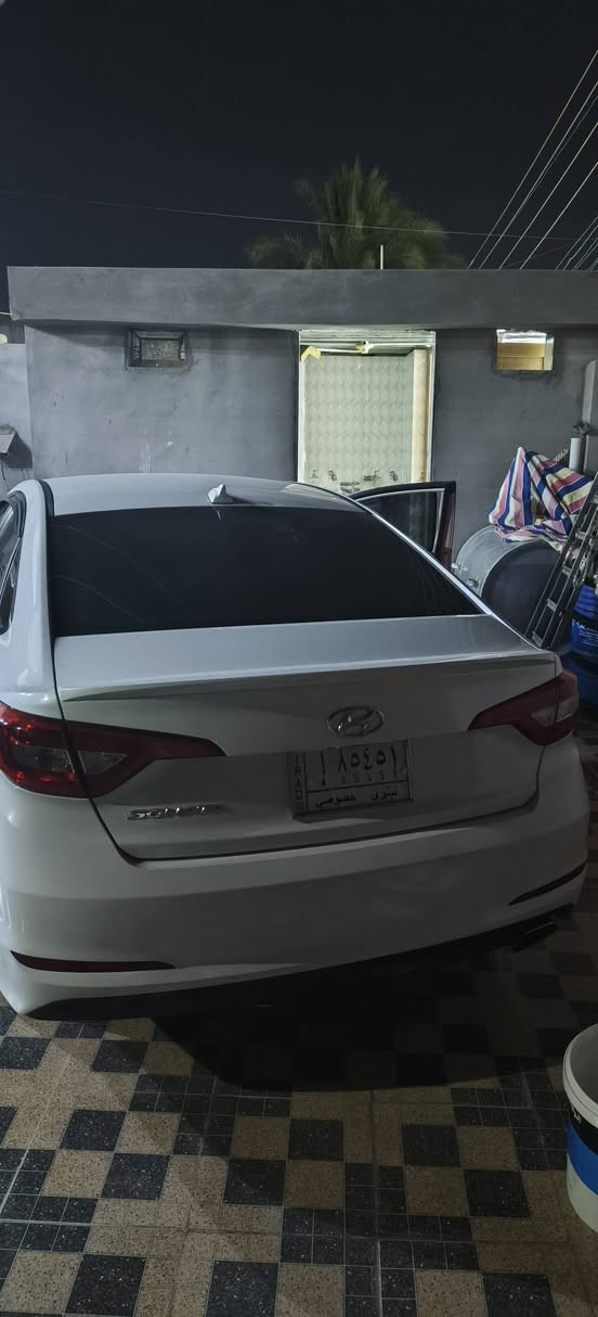 سوناتا ٢٠١٦ 
وارد امريكي 
لون ابيض صدفي 
رقم نينوى الماني 
محرك ٢٤٠٠  GDI جي دي اي
تواير جدد
حدادية صدر امامي وخلفي ١٠٠%
دهن المحرك والگير شرط الاصلي
نظيفة ومتعوب عليها واستخدام شخصي 
الضرر صبغ الباب الخلفي عكس السائق وشوية من هلال الجاملغ الخلفي صبغ
دوشمة الارضية جلد 
دوشمةالكشنات
ترايك وين ما تريد وشرط تمشي ٢٠٠
السعر ١٢٧ وبيها مجال
البيع نقداً لا مراوس ولا وعدة
رقم الهاتف ***********
وايضاً مثبت عليه واتساب
مكان السيارة صلاح الدين الشرقاط
