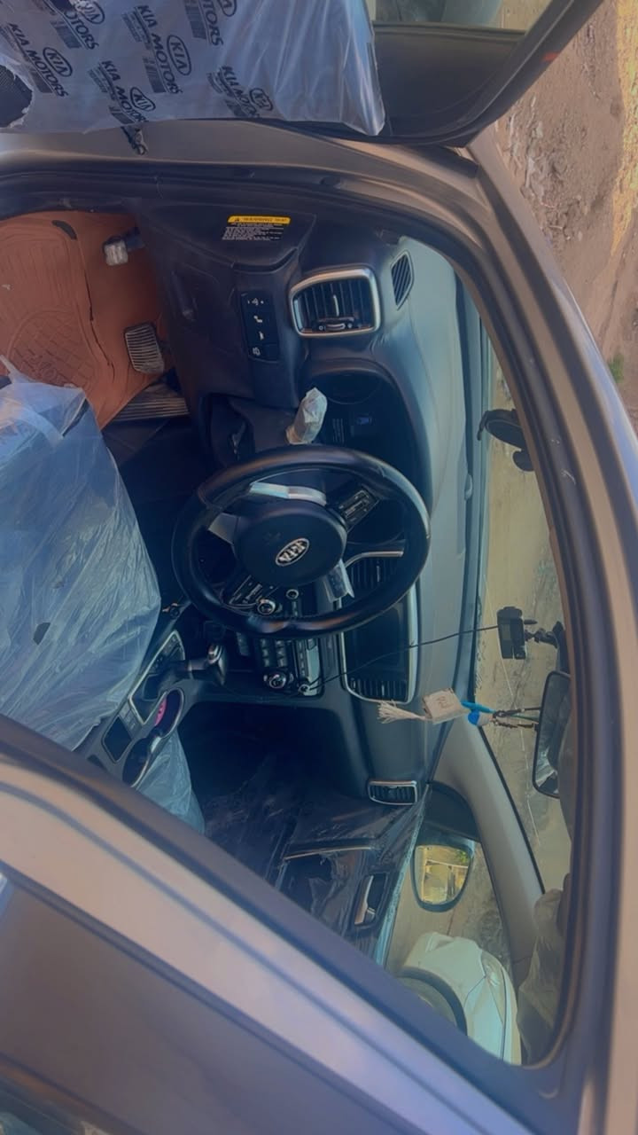 السعر170 مجال بسيط
السلام عليكم كياسبورتج 2020رقم بغداد الجديد سياره ع وضع شركه محرك وكير مكفولات شرط ماشيه  63 ميل  حقيقي 

سبير منازل سياره جديده بمعنه الكلمه ضرر جاملغ وبنيد  بدون دواخل بدون أرباك  اخوان  

كشنات كهرباء 

 GDi2400
مري شفط 

كشنات تتدفه تبريد + جلد 

قطعتين تبريد 

رادارات 

توقف ذاتي 

قياده ذاتيه 

انظمه قياده اسبورت وا ايكو 

منظومه زنون 

شاشه كار بلي 

كامره دواره 

ماشيه63 ميل  حقيقي 

حساس 

نظام ترحيب 

تحكم ستيرن فووول 

خمس سماعات 

داخل لونين  سياره
 
متواجد ع الفيس
.  وع الرقم ***********
مكاني حله. بابل
