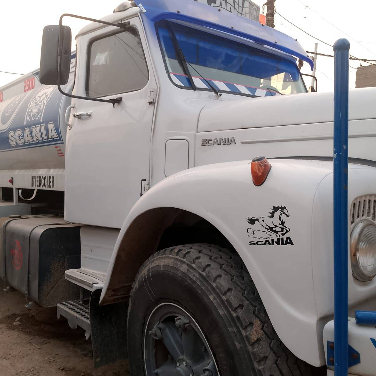 *********** سكانيا موديل 80 تحويل ثاني يوم على رقم بابل
