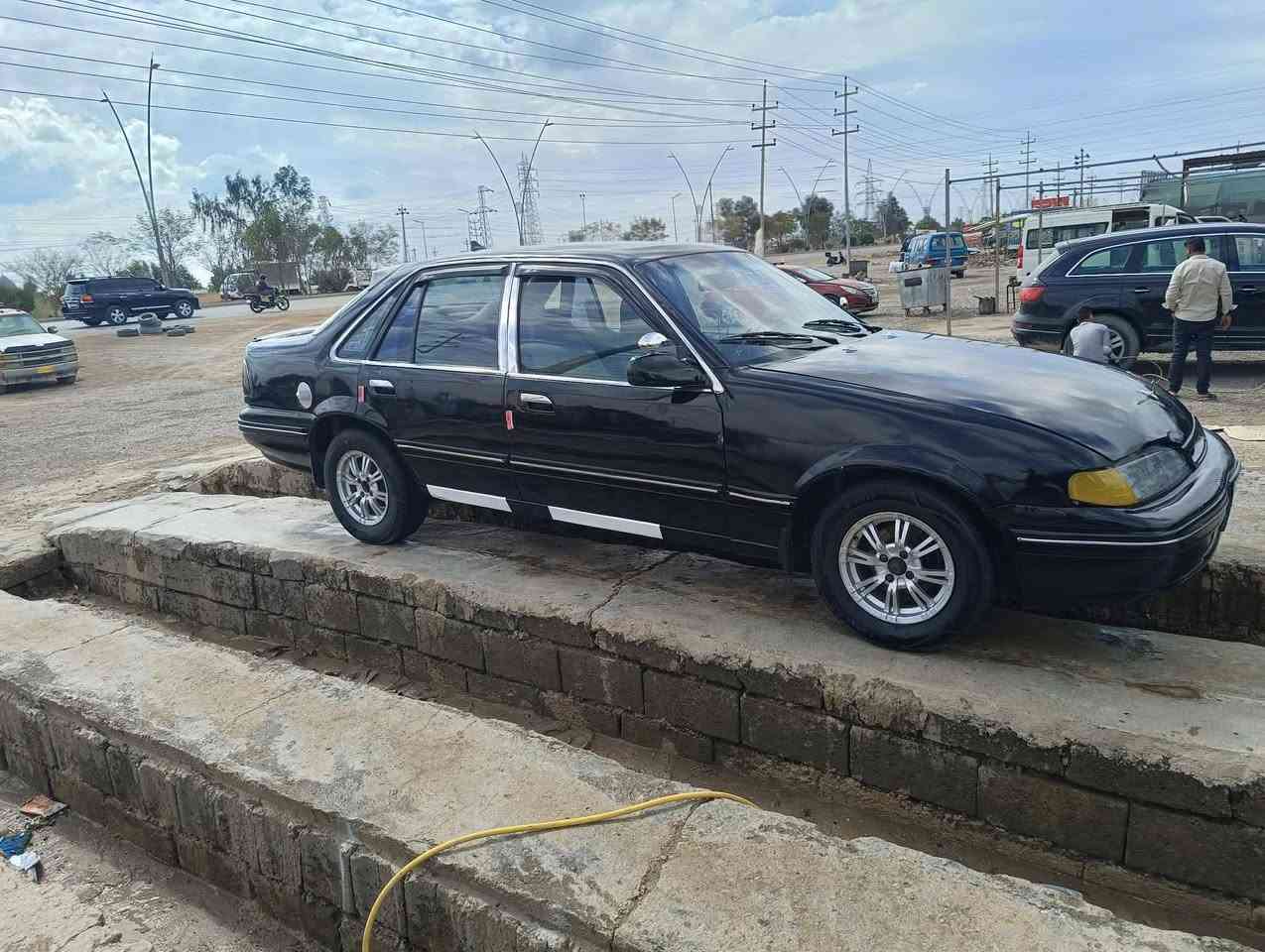 سلام عليكم برنس موديل 95 للبيع
مكينه خير من الله كير عادي جديد صدر خلفي امامي جديد كهربائيات كله شغاله عله وضع شركه تخم تاير جديد ويل كب رياضي جديد سياره بدون حادث بلاديه مكاني ديالى الغالبيه سعر 25 وبيه مجال ***********
