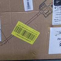 مكنسة كهربائية • بضاعة أمازون • امتياز بريطاني