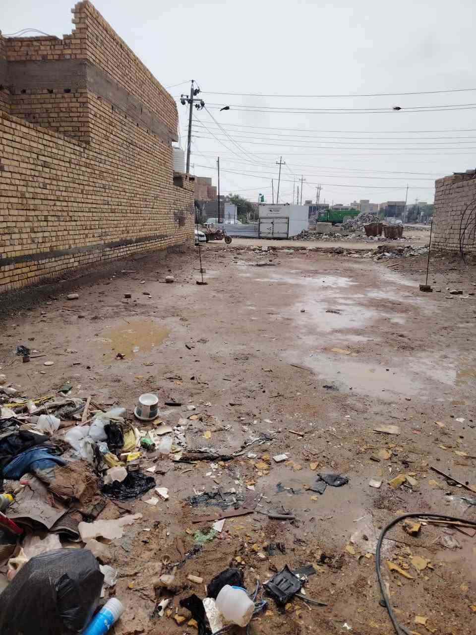 قطعه زراعي مميزه المساحه 210م كافة الخدمات متوفرا ماء وكهرباء وشارع تبليط قيد الانجاز المكان خنيطله على الشارع الرئسي الحولي للاستفسار التوصل مع صاحب القطعه ***********
