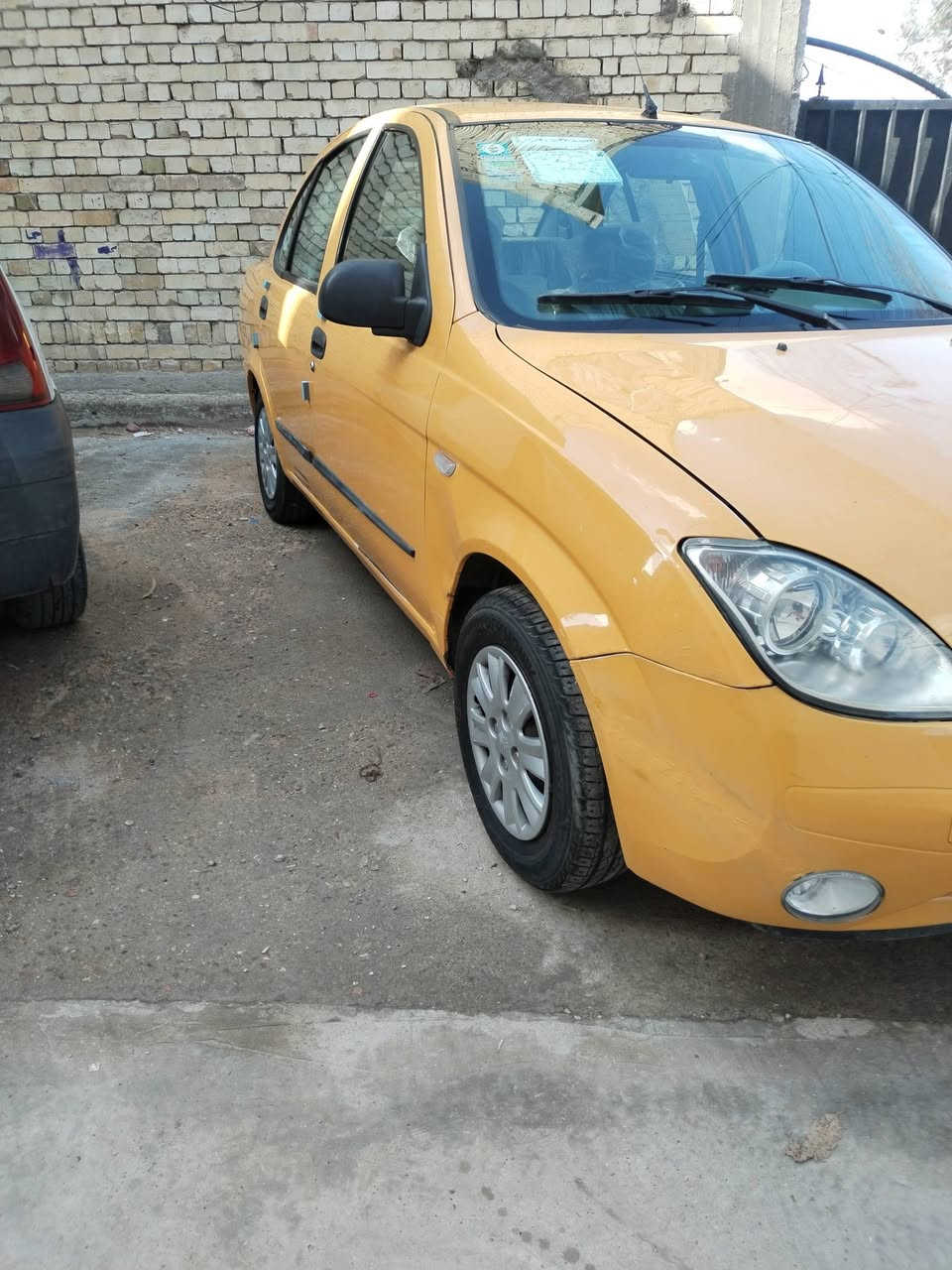 سلام عليكم عندي سياره طيبه للبيع موديل 17 سياره حلوه السعر 44 بغداد الوزيرية رقمي ***********
