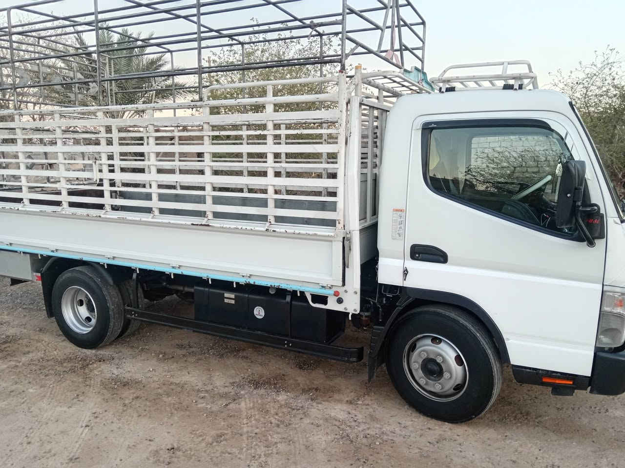 كنتر موديل ٢٢ ماشي ٢٤٠ جادر شتوي موجود تانكي كاز 170 سعر تصال
***********
