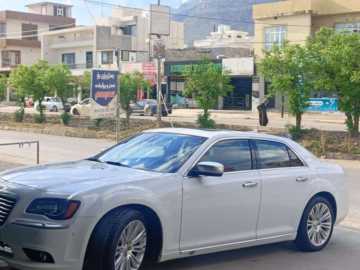 ئۆباما بڕاوە. S
فول فول پانۆراما
مۆدێل ٢٠١٣
بەسمە 
ڕادار
کوشن ساردو گەرم 
بێبۆیاخە سەیارەکە 
بێ دەعمو لێدراوە ،٦٦ هەزار ڕۆشتوە 
بێ تەقەو ڕەقە چرکەی تیا نیە سعری ٧٧ گەڵاو مەجال
ژم:***********
