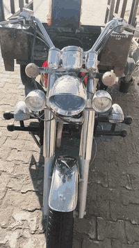 السلام عليكم للبيع ستوته نضيفه  الفين وسبعه اوراقه ضايعه الستوته نضيفه على البلاد  كفاله عامه اكسن مكفول محرك مكفول كهرباىيات كله شغاله العنوان نجف *********** السعر ٧٥٠
