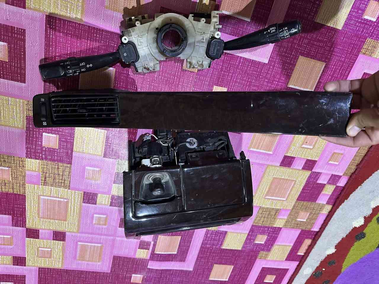 غراض راس الثور فلات
بطاين تخم جديد كرستال
عطر كرستال
دركه جنون ودركه راس الثور اثنينهم حاويه
برده خلفيه ثخينه تنفتح وتنسد
 ماطور ماسحات 
بولي مكينه vvt 3000
يدت ماسحات وشاره اثنين جدد تفصيخ
قرص هورن 
صاجيات كرستال الوصطيه والحافه ودكم باب سايق 
مكاني بصره الزبير


**إذا كنت صاحب هذا الإعلان وتريد حذفه لأي سبب، رجاءا أرسل رسالة إلى الدعم الفني**