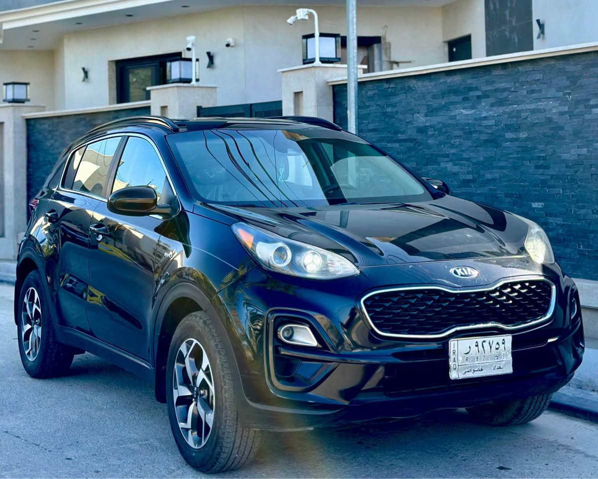 للبيع سبورتج موديل 2020 نص فول 
1. محرك 2000 
2. كامره دواره 
3. رادارات 360 درجه 
4. اوتو هولد 
5. اوتو ستوب
6. تحكمات ستيرن
7. منافذ شحن 
8. كار بلي 
9. اندرويد 
10. الضرر نسبة غرق جداً بسيطه بدون اي نقص 
11. السعر 137 ورقه وبيها مجال 
12. العنوان السيديه *********** بغداد, العراق
