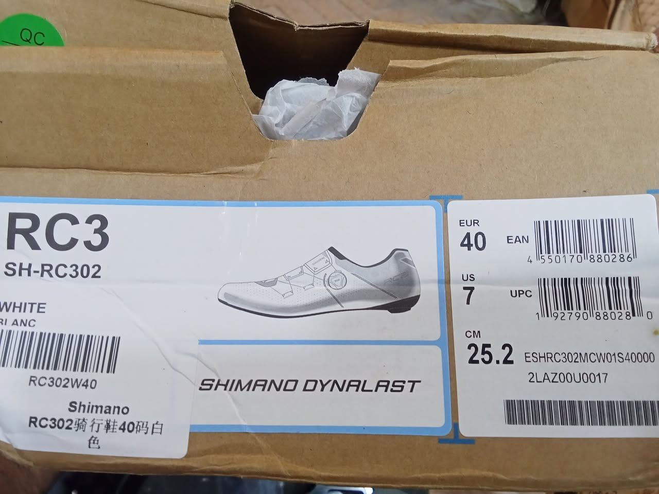 السلام عليكم 
متوفر حذاء شيمانو 
قياس 40 جديد غير مستخدم


**إذا كنت صاحب هذا الإعلان وتريد حذفه لأي سبب، رجاءا أرسل رسالة إلى الدعم الفني**