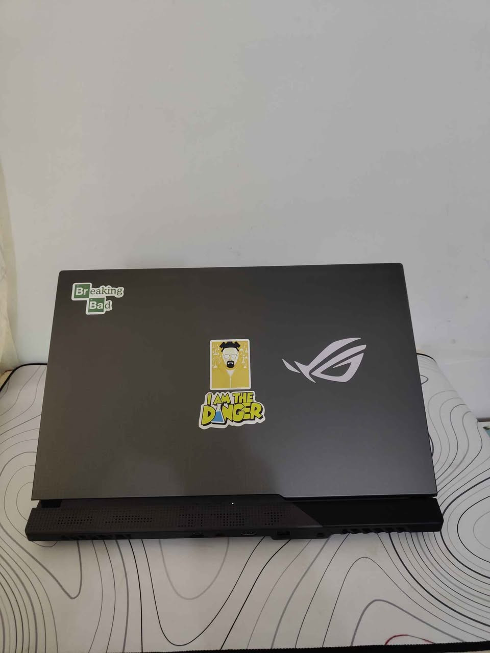 ئەمجارە لاپتۆپەکە زۆر تایبەتە شاشەکەی ١٧.٣ ئنجە😁
زۆر کەم ئیشی کردووە کامل ئەشیای لەگەڵایە وە جانتایەکی مارکەش هەدیەیە 💼

نرخ تەنها:٩٥٠,٠٠٠
تکایە هیچ معامەلەیەکی تیا نیە 

ASUS ROG STRIX G17
CPU: Ryzen 7 4800H (8core😱)
GPU: RTX 3060 6G. (130watt🤫)
RAM: 16GB (3200 mhz)
SSD: 512 SSD
SCREEN: 17.3 144hz😁

🚕گەیاند بەردەستە بۆ هەموو کوردستان 
بۆ حجز کردن نامە بنێرن 
***********
*********** حلبجة, السليمانية
