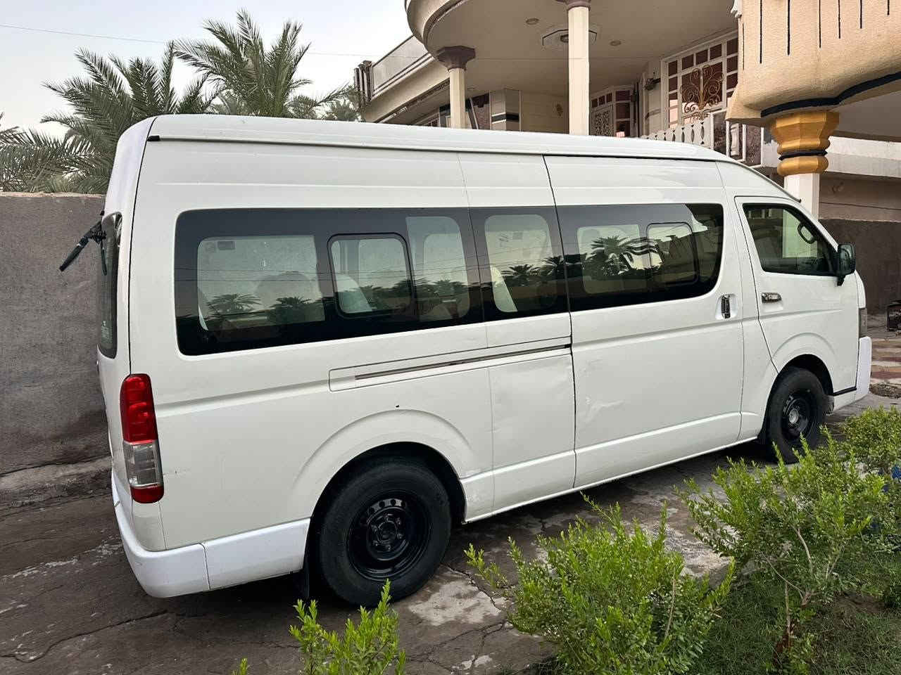 هايس مديل ١٧ مكينه وكير واكسل كفاله تبريد منظومه جديده سياره بيها صبغ بجنطه جوه رقم مبين بتصوير  وبارد وره باب سلايت ويم البكلايت بطويله والباقي كفاله تخم تاير سياره جاهزه مصفره هيئه ومرور مكاني كربلاء السعر ٢٧٠ وبيها مجال ***********
