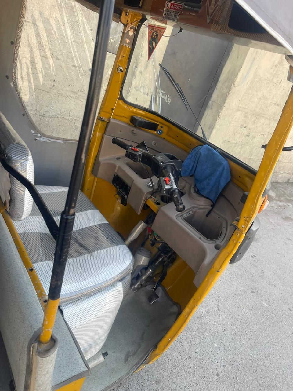 سلام عليكم تكتك موديل 18 رقم سنويه مكانه بغداد مدينه الصدر ماكينه جديده تكتك مصبوغ السعر 900 4 وبيها مجال اتصل على رقمي ***********
