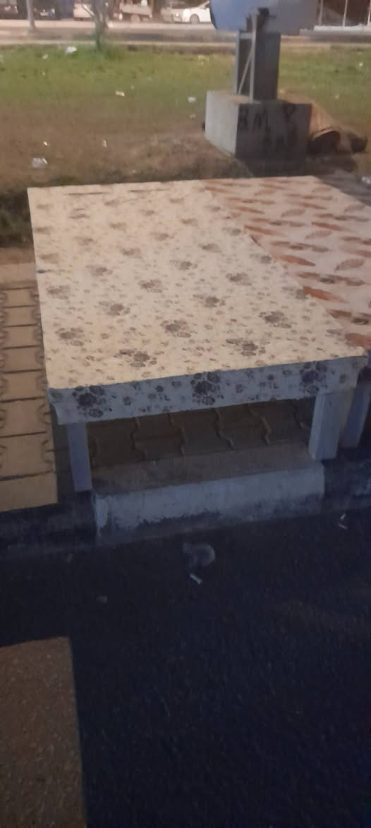 المجهز لبيع وشراء اثاث والاجهزه الكهربائيه المنزليه عامه العنوان نجف حي عدن مقابل الطحان ***********ضرغام تابع تكتك وفيس يوجد خدمة توصيل طلبات بالكروه داخل النجف
