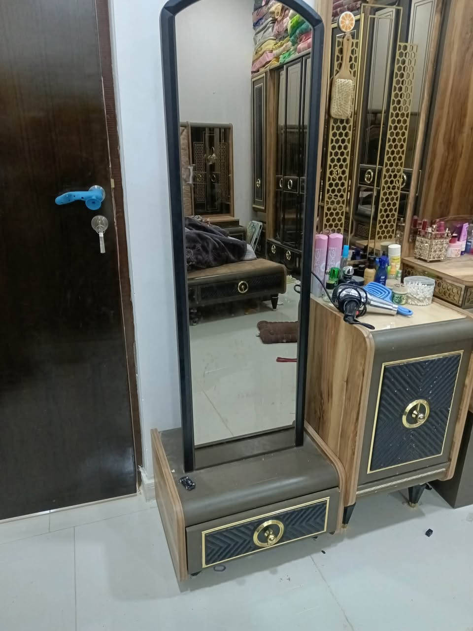 غرفه نضيفه سعر مليون و١٠٠


**إذا كنت صاحب هذا الإعلان وتريد حذفه لأي سبب، رجاءا أرسل رسالة إلى الدعم الفني**