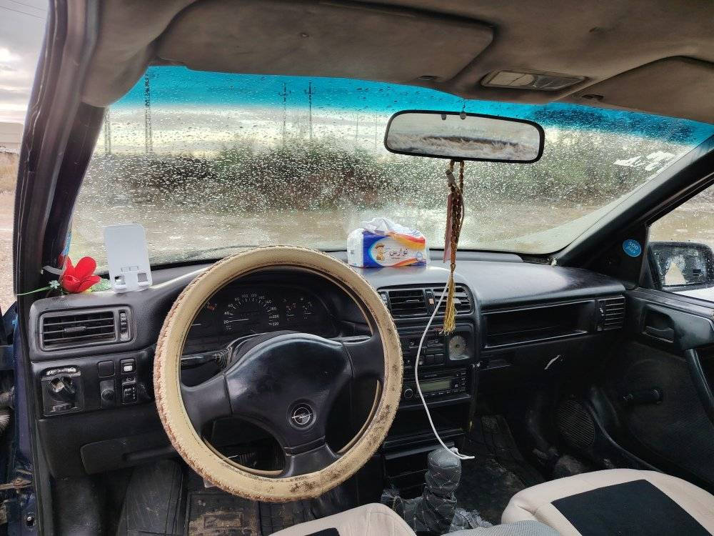 موديل ٩٢ محرك ١٦ سياره نضيفه وكدام العين تجي تفحص وين يعجبك تطلع تراي ملاحظه ماكو لاوكاله ولا شيء تحويل بنفس الوقت كير ومحرك بشرط تخم تاير جديد مكان سياره بغداد الغزاليه السعر  ٣٢ 
***********0 وبي وتساب
