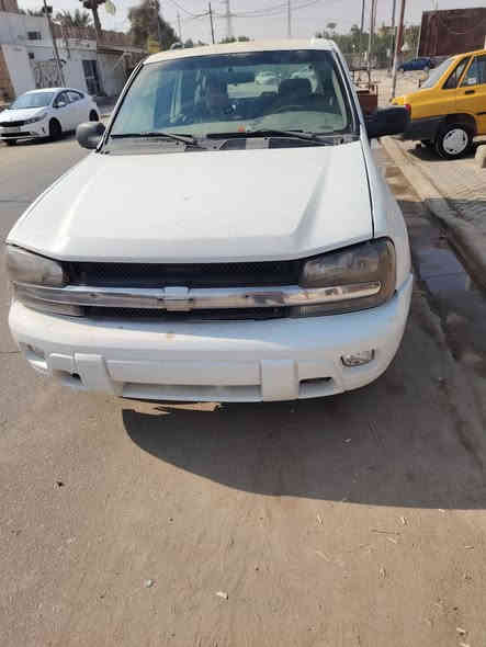 السلام عليكم بلايزر موديل ٢٠٠٥  مزاد وزارة الداخلية مكينة بلاد قبق اسود حدادية جديدة كهربايات جاهزة كله منضومة بانزين جدية السيارة جاهزة ما ناقصهة شي صبغ عام
السعر ٦٠$وبيه مجال
***********
