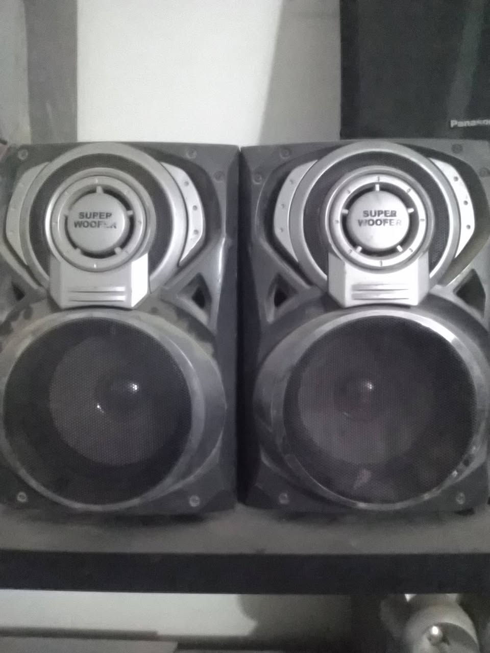 صوتيات للبيع.. دزلي صوره واجاوبك بالسعر.. واذا شلعه كلهن ب ٦٥٠ مع التوصيل مكاني ديوانيه ***********
