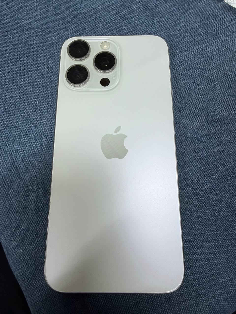 السلام عليكم اخوان
لون ابيض المرغوب
للبيع ايفون 15 برو ماكس نظيف جدا
ذاكرة 256
بطاريته ٪85
شخط ما بي محافظ عليه حتى وكعه مواكع
الجهاز  eSIM  شباب
رايده بمليون و١٠٠


**إذا كنت صاحب هذا الإعلان وتريد حذفه لأي سبب، رجاءا أرسل رسالة إلى الدعم الفني**