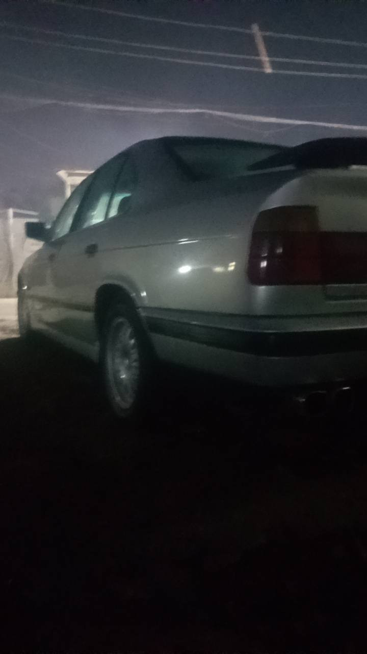 السلام عليكم بيئم دبليو موديل واحد90 رقم بغداد انكليزي/525مسكر كير اوتوماتيك السعر  38/مكاني بغداد بسماية/تاريخ النشر شهر الثالث يوم 4 بل شهر الساعه واحدة الضهر/
***********
