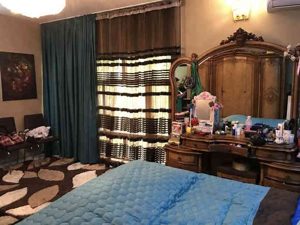 غرفه ماليزي للبيع السعر مليون ونص 
المكان بغداد الزعفرانيه  التواصل ع رقم واتساب ***********
