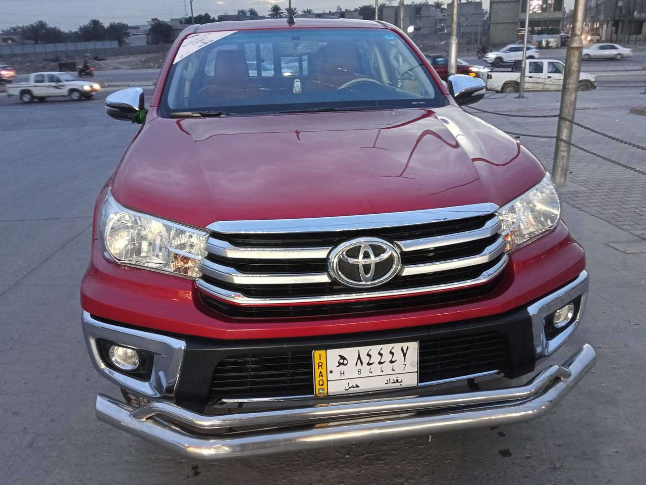 السلام عليكم سيارة تويوتا هايلوكس موديل 2018 رقم بغداد مكفولة كفالة عامة وبيها سونار  
ماشية 105070 
مكاني بغداد الشعب 
ما متواجد على الخاص فقط الاتصال 

باقي التفاصيل والسعر الاتصال على الرقم 

***********
