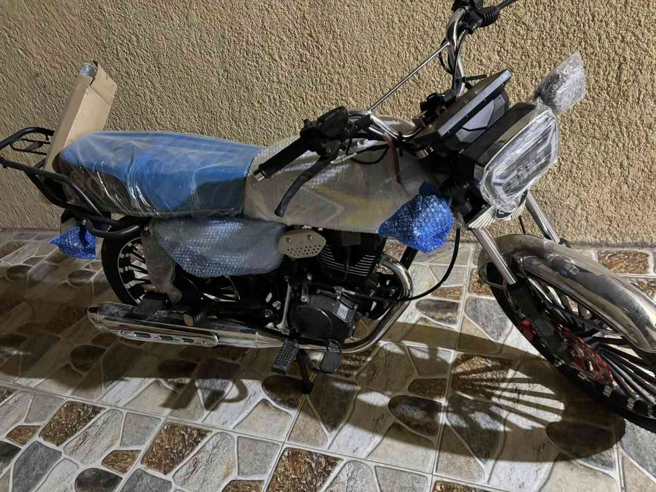 سلام عليكم لبيع دراجه زيرو  مكاني ديالى قرب مطعم سامان السياحي سعرهي 925 بيهي مجال ***********
