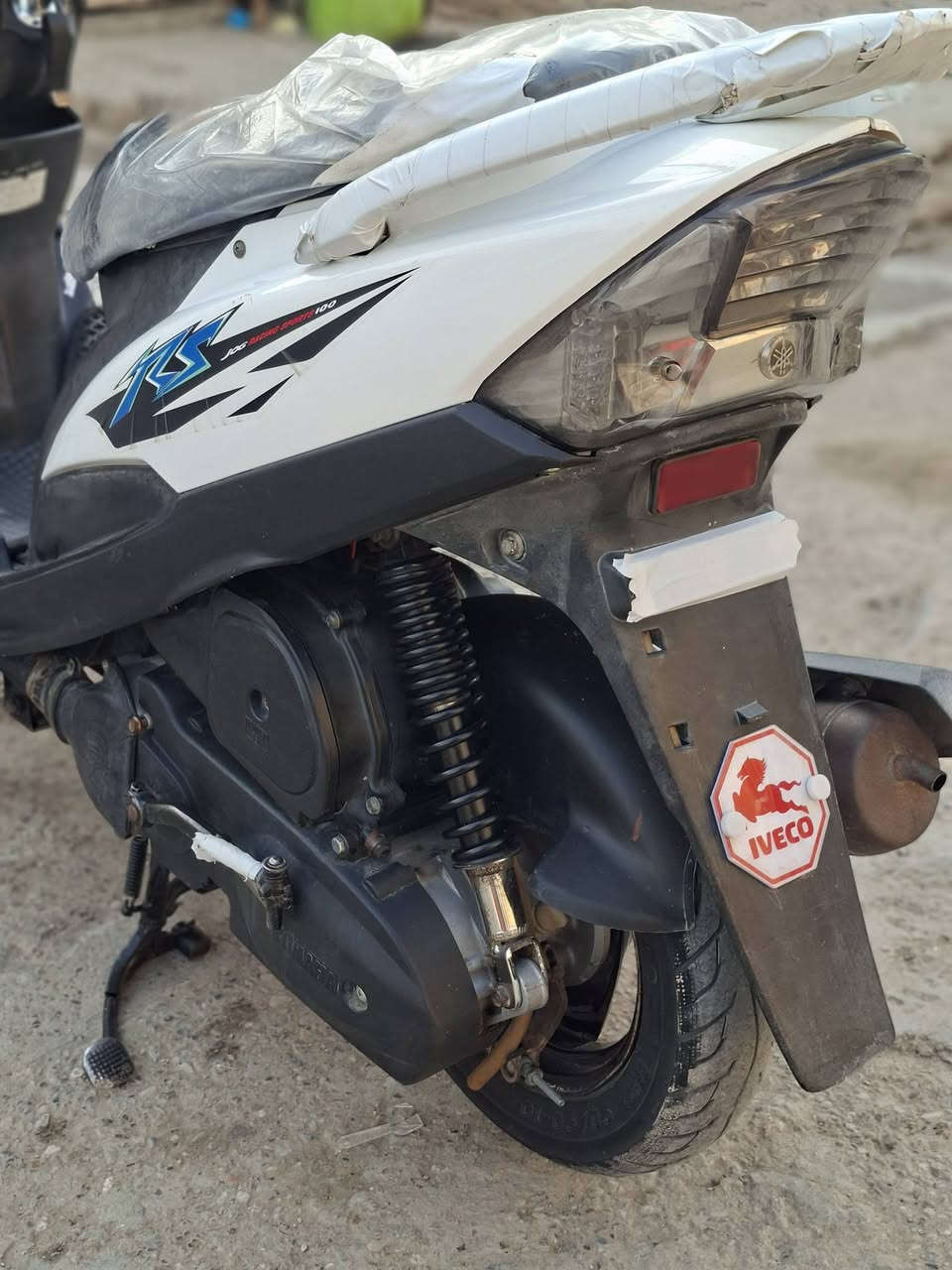 سلام عليكم دراجه ماكس دراجه جديده خير من لله شلعه معدل حلوه ومرتبه متعوب عليهه مكينه مكفوله مامفتوحه 
دراجه كفراتهه بلاديه موجوده 
اني شاد كفرات تايوان للجماليه 
كهربائيات كلهه شغاله نكره سلف 
مكينه ناعمهه 
السعر 750وبيه مجال 
المكان العبيدي 
الرقم ***********
متواجد واتساب 
وفيس
