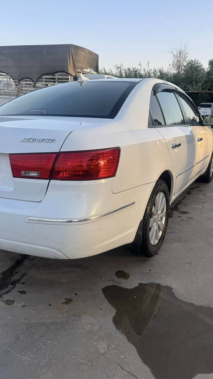 سلام عليكم 
سوناتا 2009 امريكي السونار مرفوق بالمنشور مكينه 2400 رقم شمالي تحويل او وكاله مكانها واسط السعر115
***********
