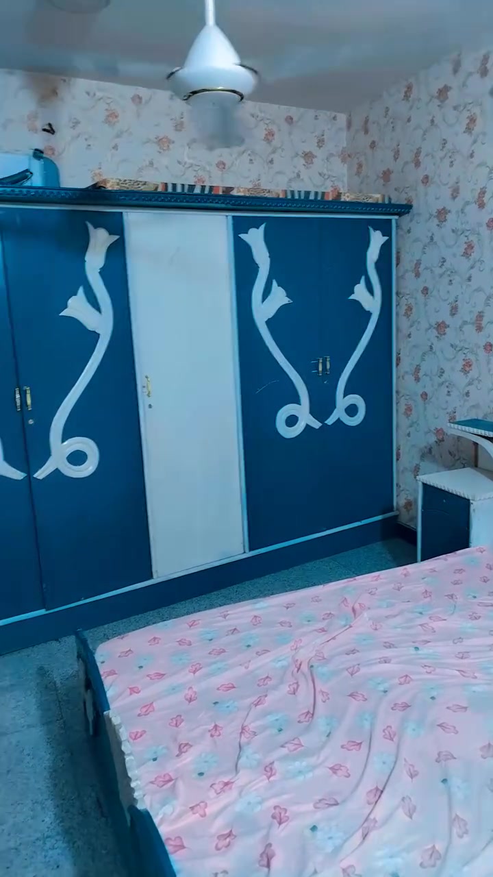 غرفه نوم للبيع مصبوغة صبغ حراري مثل ما موضح
والتاج مال السرير موجود ويحتاجلها يدات للبيبان والمجرات..ابيعها على هذا وضعها تماماً..السعر 200 الف قفل
العنوان الزعفرانية_اربع شوارع..
للتواصل_موبايل ***********
