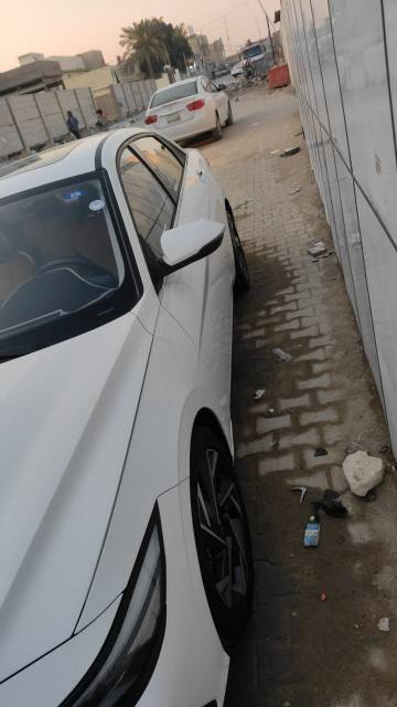 النترا ٢٠٢٤ تجميع صيني  باسمي السنويه
ماشيه 77  الف كيلو وقابل للزيادة
مواصفات
سلايد 
بصمه ابواب +بصمه تشغيل 
ويل كب 17
اشاير مري
لايت لد 
حساس امامي خلفي
شاشه نفكيشن 
كامره
مري شفط
لايت 3عدسات زنون
كشنات جلد
هند بريك بصمه
كير دجتل طياره
تبريد خلفي 
تحكم ستيرن جهتين
كروز سرعه 
ماطور لايت
كيلو متر دجتل
كير 8 سرعات 
(( دواخل لونين 

كم حالوبه 

السياره فول مواصفات 
مكينه 1500دبل نوزل 

النجف 

للاتصال خط. ***********
