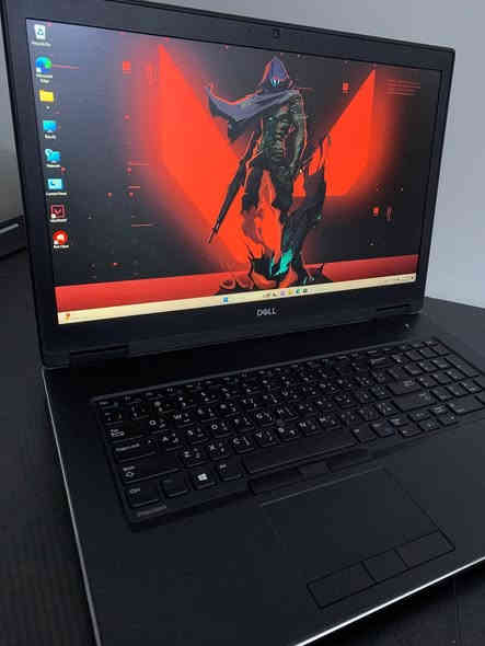 كرت 6GB خارجي وبسعر مغري
مو بس هاي معالج : CORE i7 8850H 
كرت : NVIDIA QUADRO P3200 6GB
ورام : 16GB DDR4 
وحجم 17.3 FHD 
وتخزين : 256GB SSD M.2

وطبعا محد راح ينطيك شاحنة اصلية بقدرة 240W وياها 

المحلات تنطيك شاحن تجاري بس اني انطيك الاصلي يلي يخلي اللابتوب بكامل قوته بدون اي فقدان لقدراته

كيبورد ضوئي - بطارية ممتازة - نظافة 97% نفس الصور 

ميحتاج اكلك يشغلك كل برامج الهندسة والالعاب
بدون استثناء!!

ضمانك؟ 10 ايام من اي خلل استبدال 
بطاريتك؟ ضمانها ساعتين فما فوق وتطول وفق تجربتي اكثر من 4 ساعات متواصلة 
ملحقات : حقيبة + ماوس + ماوس باد + شاحن
سعر شامل التوصيل: 624 الف دينار
تواصل وياية واتساب واشتريها : ***********
