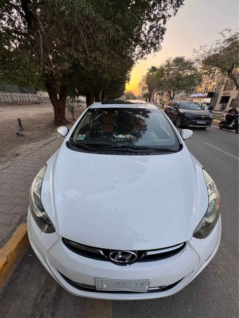 هونداي النترا 2012 خليجي GLS  رقم  بغداد  الماني   غير متواجد على الفيس فقط اتصال
بية طخة دراجة بلباب الأمامي  على كدة مصلحة 
منزل صورة قبل وبعد
السيارة جاهزة من كلشي  بدون اي نقص وكلة مكفولة  من كلشي. 
السيارة لون ابيض 
ماشية 190 الف وقابلة للزياد
مواصفات السيارة 
مكينة 1800دوش
فول تحكم ستيرن 
سلايد روڤ 
ويل كب 
مانع اصطدام 
تثبيت سرعة 
اشاير بلمري 
شاشة بنظام ابل كار بلي واندرويد
مري كهرباء 
السعر 118 
رقم بغداد الماني بأسمي   
تحويل  مباشر 
مكان السيارة بغداد مجاور مستشفى الشرق الاوسط مول ڤنيسيا
للأتصال *********** بغداد, العراق
