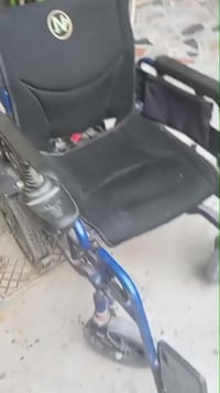 للبيع كرسي شحن متحرك مكاني بغداد 07716017302