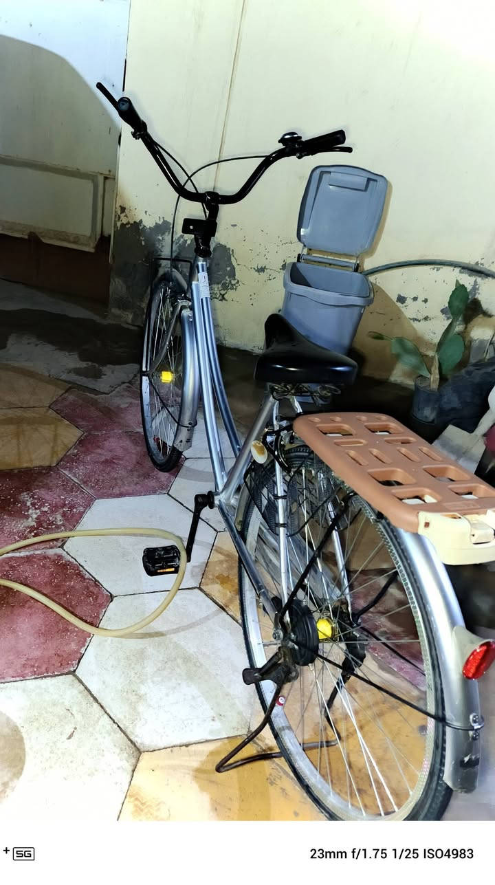 السلام عليكم بايسكل للبيع 

حجم 26 

موديل 2021 

لون رصاصي 

السعر 115 ويه غراضه 130 وبيه مجال البايسكل حلو نضيف ما ناقصه شي


**إذا كنت صاحب هذا الإعلان وتريد حذفه لأي سبب، رجاءا أرسل رسالة إلى الدعم الفني**