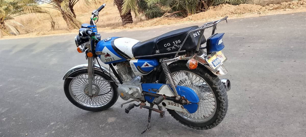 سلام عليكم دراجه للبيع مديل 21 اوراق اصولي شراي يتصل ***********
