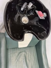 مغسلة • استعمال قليل • بغداد