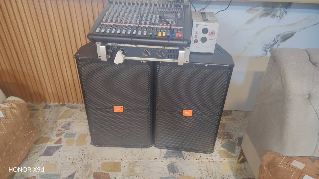 داينكورد 1000 كوبي درجه اولى
مع باور وسماعات jbl اصليه صوت خرافي 

تجي تفحص وتاخذ 

السعر 9اوراق قفل

واتساب ...***********
