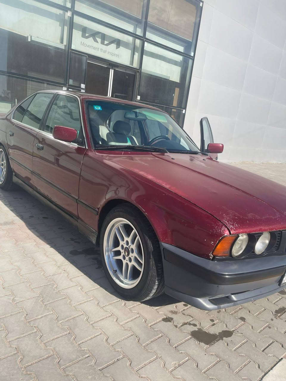 BMW 525i 1991  فقط للبيع
رقم دولي مشروع وطني – سنوية جديدة
بلاديه بدون قطرة صبغ ودگة جاكوج
بدون حادث
مكينة 8 سلندر وكير خير من الله
تبريد ثلج تدفئه شغال 
ويلات 17 وتخم تاير جديد
السياره ادامه كامله من الرقم للرقم ميحتاج لها مصرف ترايك منا البصره شرط التحويل والغرامات
💰 السعر 60$ 
مكان السيارة صلاح الدين تكريت للاستفسار اكثر تفضل خاص او الاتصال ع الرقم ***********
*********** واتس تكريت, صلاح الدين
