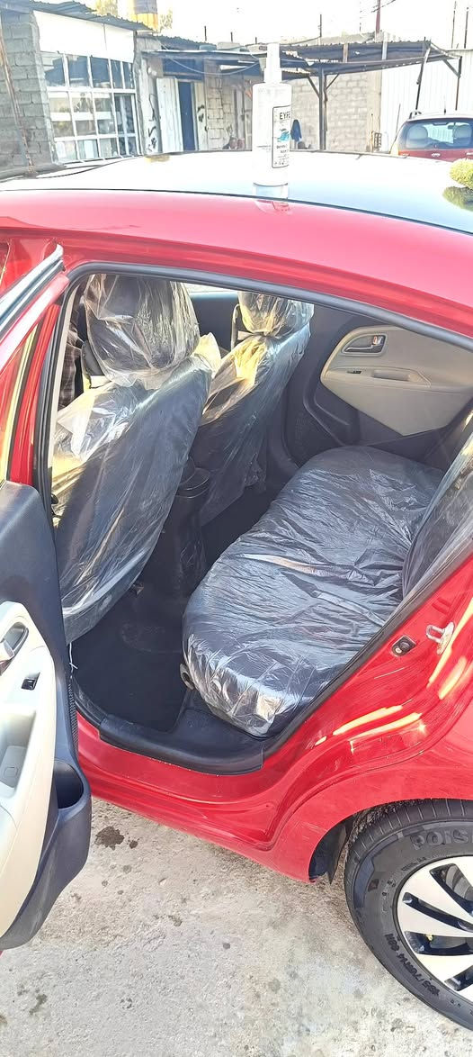 كيا ريو موديل 2012 خليجي فول مواصفات مكينه ١٦٠٠ دوش مكفوله من كلشي كير مكينه صدر جديد تخم تاير السياره جاهزه ع اخر حبايه
السعر ١٠٥$ وبيها مجال 
العنوان : بغداد الدوره 
للاستفسار : ***********
