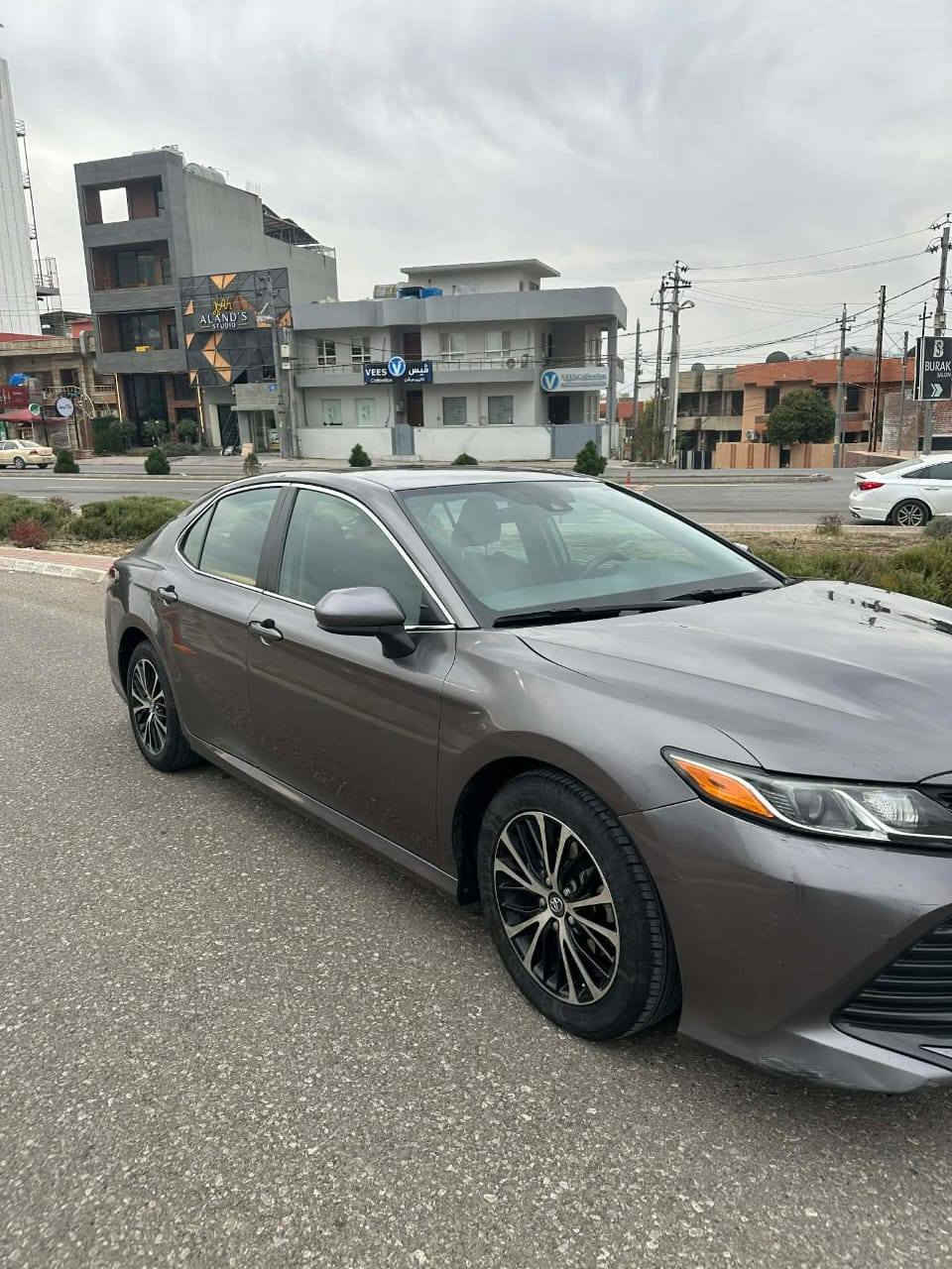 کامری 2020 LE وێنەی ڕەقەم شاسی دانراوە و حادیسەکەیزۆر خەفیفە سەیارەیەکی پاکو جوانەو بێ مەسرەفە *********** السليمانية, العراق
