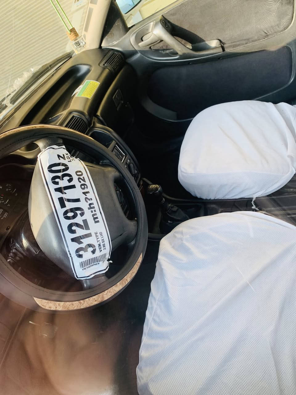 الغوالي
استرا صندوق مرغوب ابيض 🚙
موديل 95 ام الايرباك 🪬
محرك 16 قايش عريض مرغوب 👌🏻
سنويه جديد رقم كركوك  دفتر بانزين بيهه 
غرفته تخبل   كشنات جلد  دشبول بل جيس 
بطاين نضيفات  محرك شرط كهربائيات شغاله 
شرط تحويل سعرهه 47 وبيها مجال 
***********
