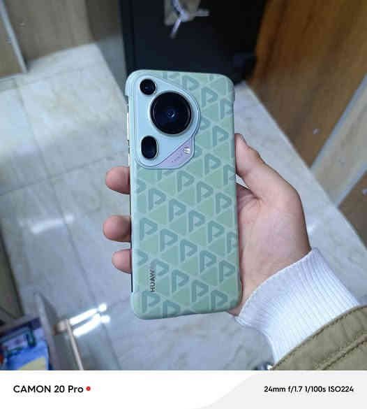 هواوي بورا 70 الترا نضيف كلش
ذاكرة 512 رامات 12 سعر 850 
مكاني بغداد مدينة الصدر 
للاستفسار :***********
