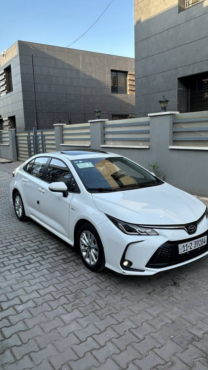 السلام عليكم

للبيع تويوتا كورلا هايبرد 

الشكل الخليجي 

🔸 موديل 2024 

ماشيه 25 الف 

✅ مكفوله من الصبغ والبارد والتبديل 

فقط رصعتين بسيطة موضحة بالصور

فول مواصفات 

كاعيات وسبير منازل 

سياره كلش جديده وبالعافية عالياخذها

السعر 143 

📍 مكان السياره بغداد حي الجهاد

***********
