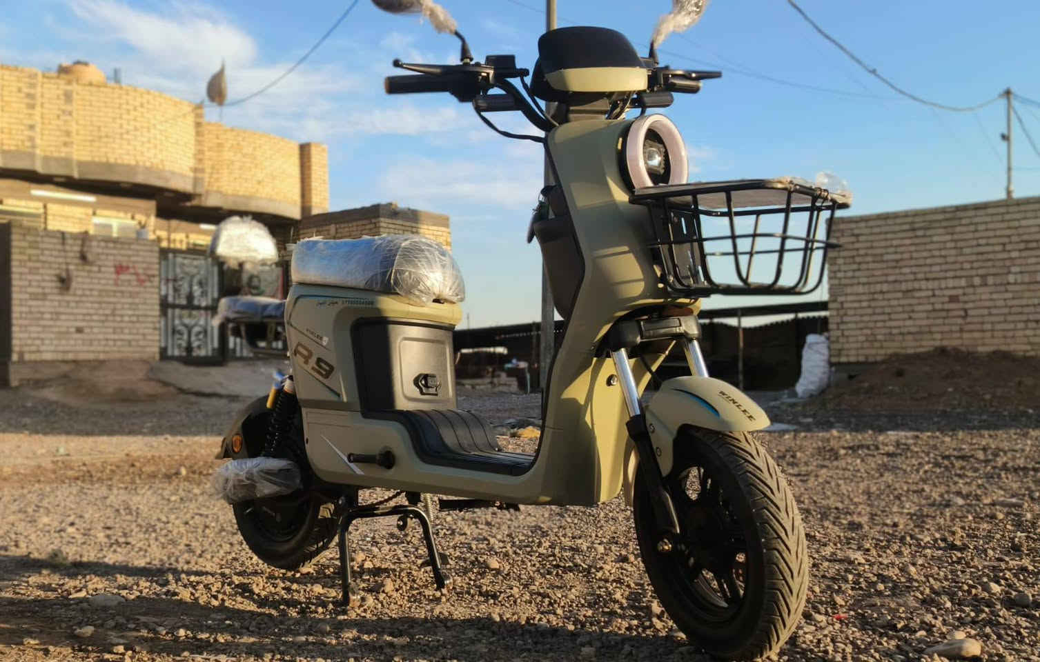 R9.   ونـلــي
2026 فول مواصفات 

تشغيل عن بعد 
5 بطاريات 

بصمتين+كارتين+سويج +نظام R +اشاره رباعيه 

مابيها اي نقص

السعر 450 بيها مجال

الرقم *********** غير متواجد عل واتساب
