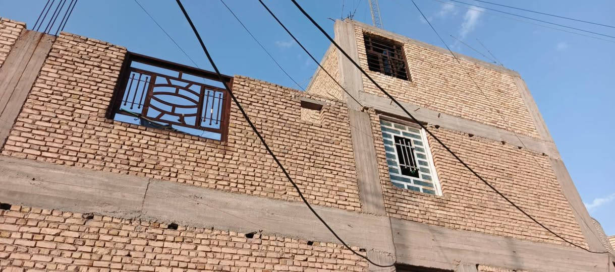 سلام عليكم بنايه للبيع ٧ محلات ومشتملات اثنين الموقع بل سكلات الاستفسار على هذا الرقم***********
